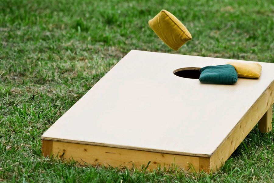 meilleurs jeux de groupe lancer de sacs de haricots