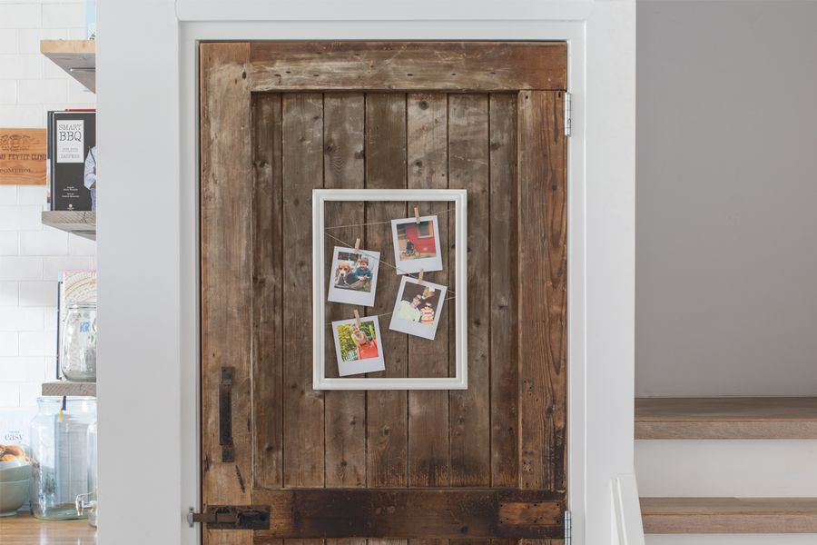 creative-ways-to-hang-your-wall-art-and-prints-use-props